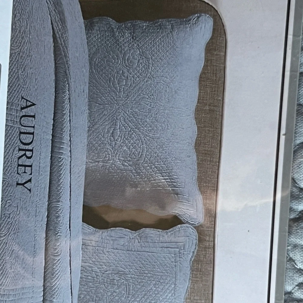 Audrey Hudson & Main Euro Sham | Only 1 - Picture 5 of 6